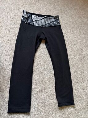 Vintage Lululemon Capri leggings